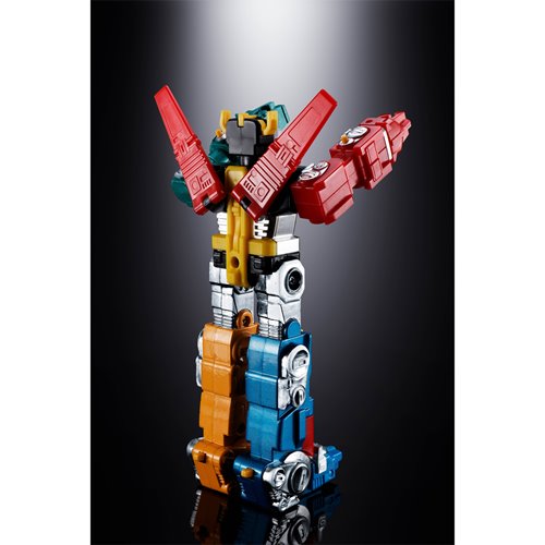 Voltron Beast King GoLion Chogokin Action Figure