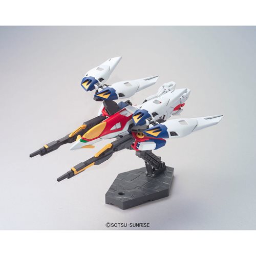 Mobile Suit Gundam Wing Gundam Zero High Grade 1:144 Scale Model Kit
