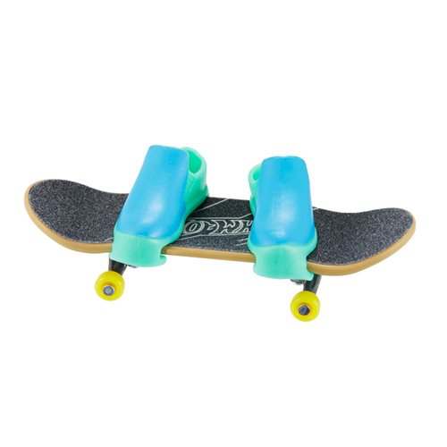 Hot Wheels Skate Fingerboard Singles 2024 Mix 3 Case of 16