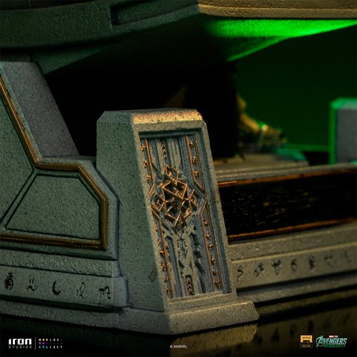 Avengers: Doomsday Doctor Doom on Throne 1:10 Art Scale Limited Edition Statue