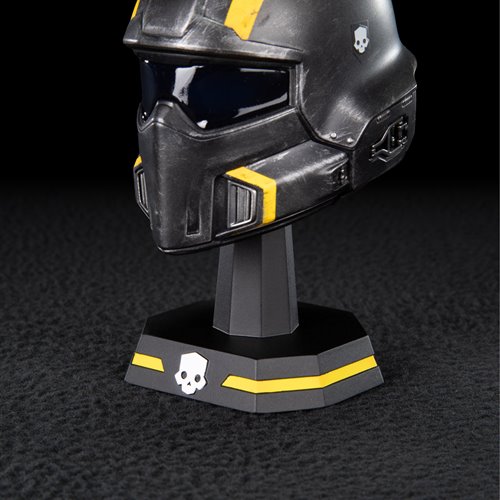 Helldivers 2 B-01 Tactical Helmet 1:4 Scale Prop Replica