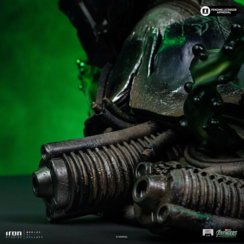 Avengers: Doomsday Doctor Doom Legacy Replica 1:4 Limited Edition Statue