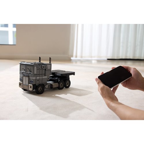 Transformers Fallen Leader Optimus Prime Flagship Auto-Converting Robot