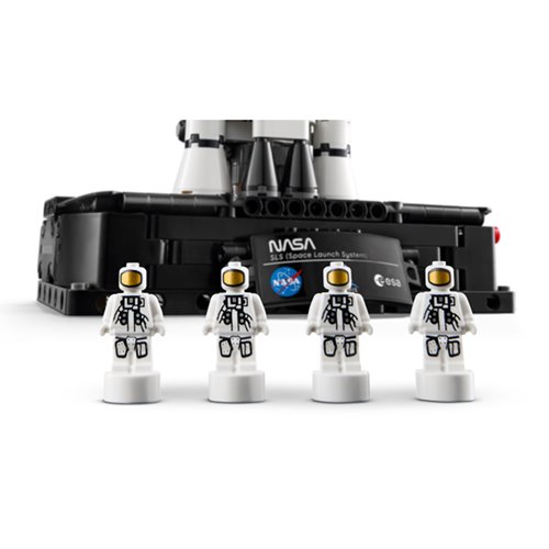 LEGO Technic 42221 NASA Artemis Space Launch System Rocket