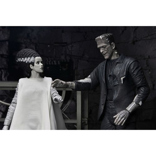 Universal Monsters Bride of Frankenstein 90th Ann. The Monster & His Mate (B&W Version) 7-In Scale A