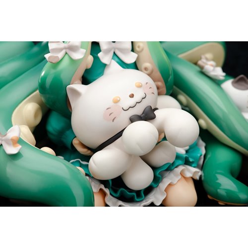 Cthulhu Meowthulhu Pajamas Party Version Statue