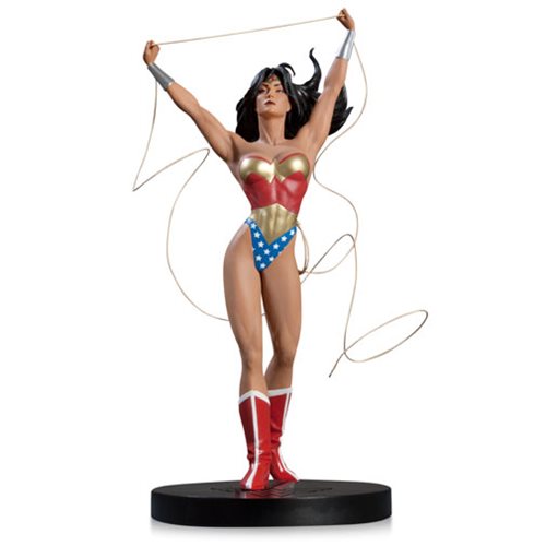 DC Designer Series Wonder Woman by Adam Hughes 12-Inch Scale Statue