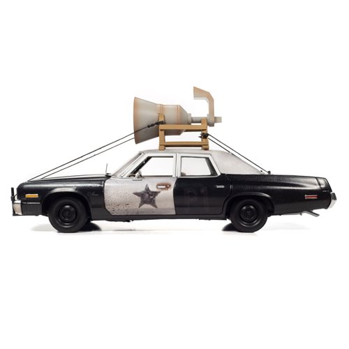 Blues Brothers 1974 Dodge Monaco Police Pursuit 1:18 Scale Die-Cast Metal Vehicle with Figures