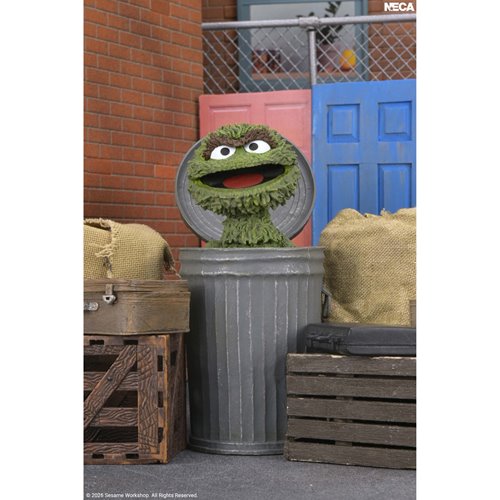 Sesame Street Ultimate Oscar the Grough 7-Inch Scale Action Figure