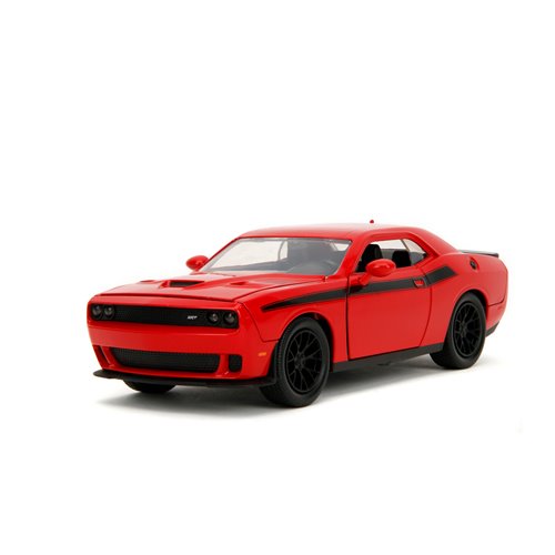 The Walking Dead 2015 Dodge Challenger 1:24 Scale Die-Cast Metal Vehicle with Glenn Figure