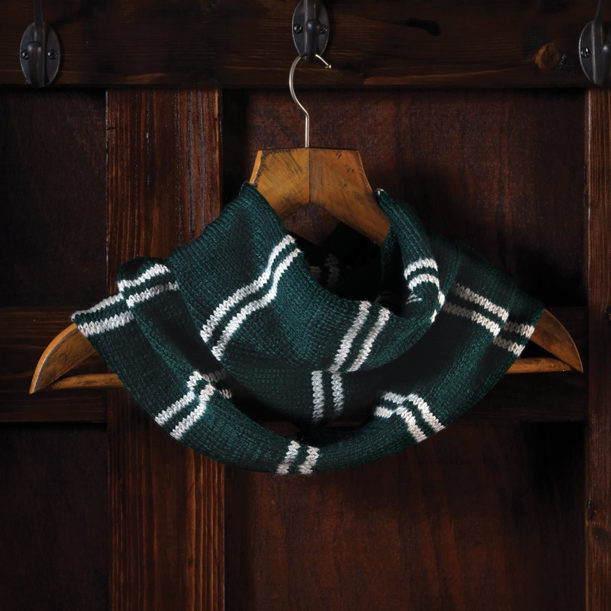 AUG212470 - HP WIZARDING WORLD KNIT KIT RAVENCLAW HOUSE SNOOD - Previews  World