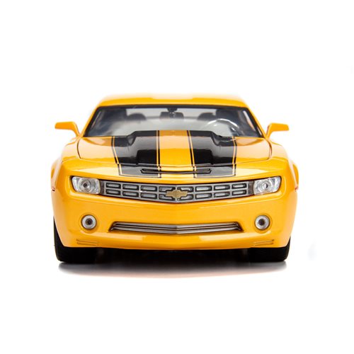 Transformers Hollywood Rides Bumblebee 2006 Chevy Camaro 1:24 Scale Die-Cast Metal Vehicle with Coin