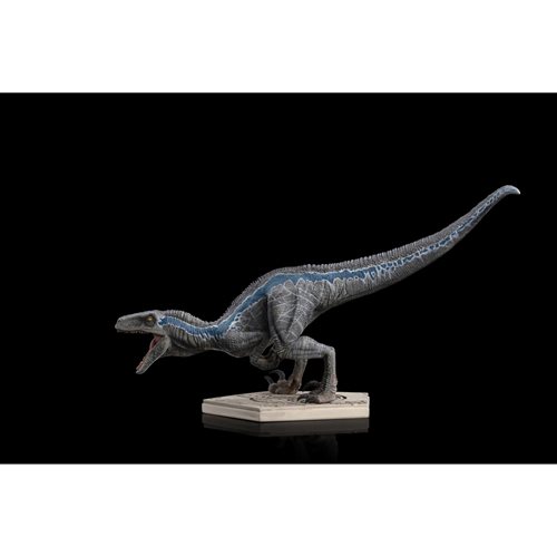 Jurassic World: Fallen Kingdom Blue Deluxe BDS Art 1:10 Scale Statue