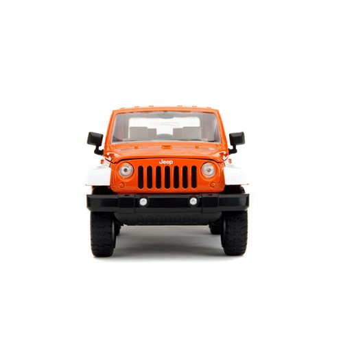 M&M's 2007 Jeep Wrangler 1:24 Scale Die-Cast Metal Vehicle with Orange Figure