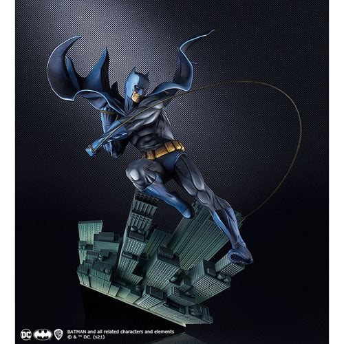 DC Comics Batman Art Respect 1:6 Scale Statue