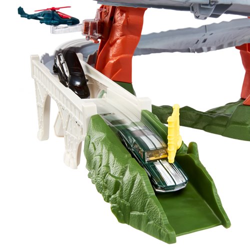 Matchbox The Movie Mountain Helicopter Escape Playset