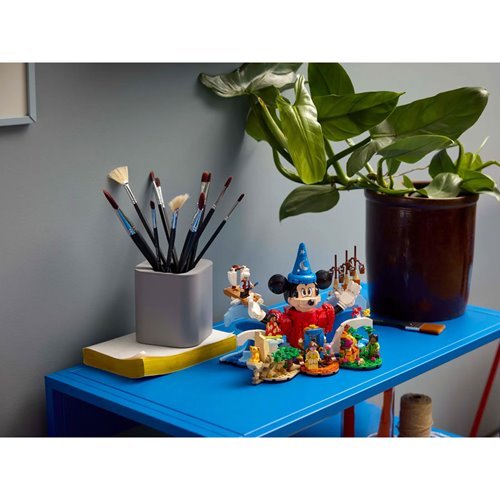 LEGO Ideas 21352 Magic of Disney Set
