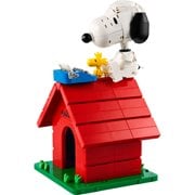 LEGO® Ideas 21368 Peanuts: Snoopy’s Doghouse