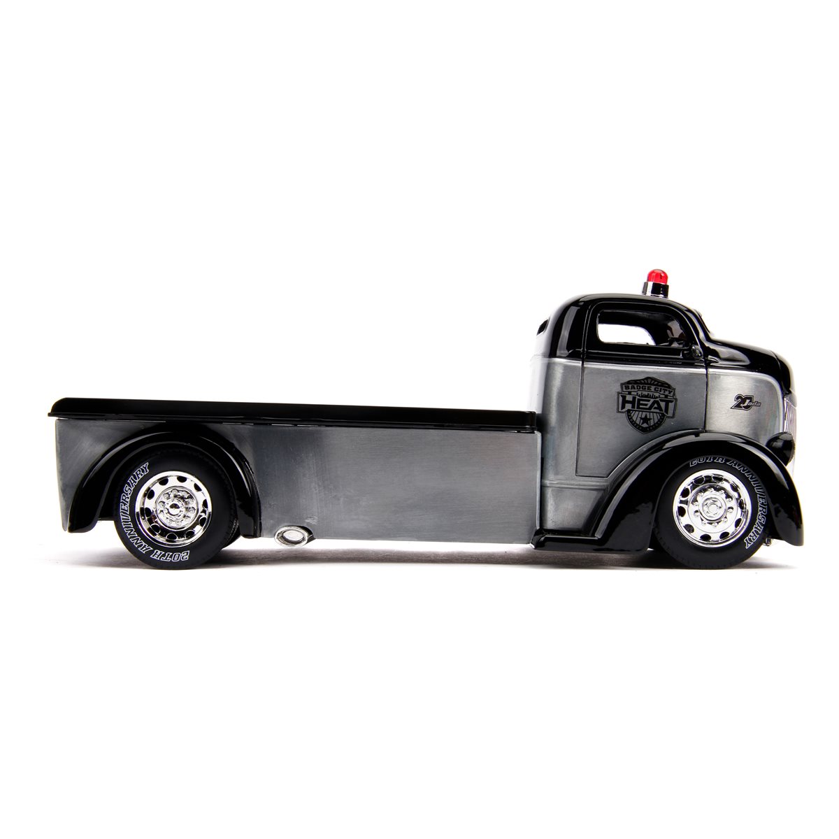 JADA 1947 FORD COE FLATBED TOW TRUCK W/EXTRA WHEELS GRAY 1/24 DIECAST 31540