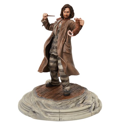 Wizarding World of Harry Potter Sirius Black with Wormtail Statue