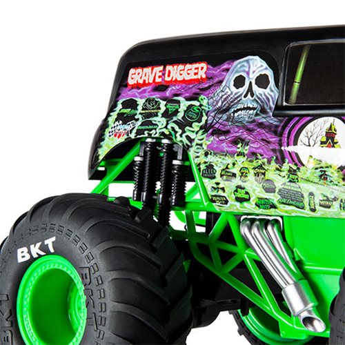 Monster Jam Grave Digger 1:15 Scale Remote Control Monster Truck