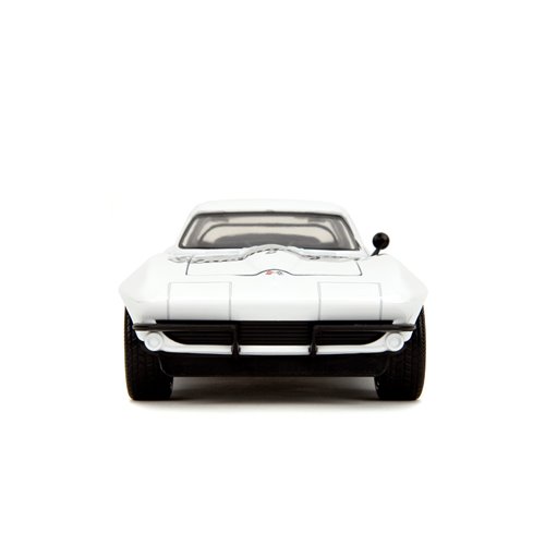 Bigtime Muscle 1966 Chevrolet Corvette Stingray White 1:24 Scale Die-Cast Metal Vehicle
