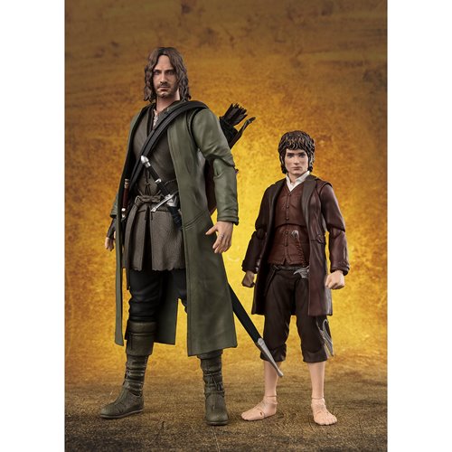 Lord of the Rings: Fellowship of the Ring Frodo Baggins and Gollum S.H.Figuarts Action Figure 2-Pack