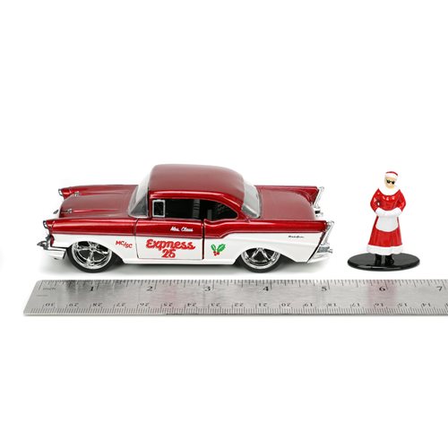Holiday Rides Santa Claus and Mrs. Claus 1:32 Scale Die-Cast Metal Vehicle Set with Figures