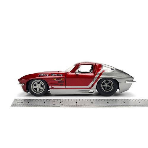 Bigtime Muscle 1963 Chevrolet Corvette Stingray 1:24 Scale Die-Cast Metal Vehicle