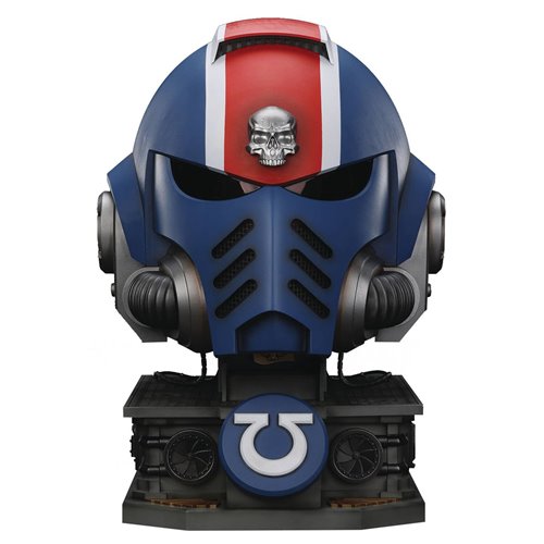 Joy Toy Warhammer 40,000 Ultramarines Lt. Titus MKX 1:1 Scale Helmet and Stand