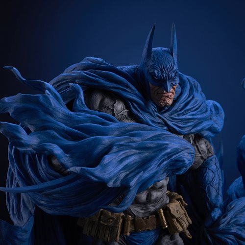 DC Batman Heavy Blue Version Sofbinal 14-Inch Vinyl Statue -Previews Exclusive