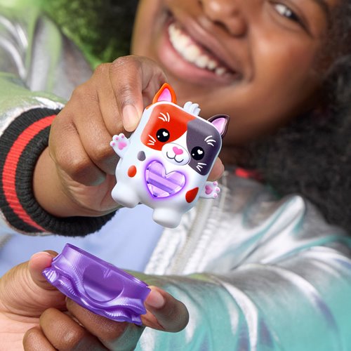 Nano-mals Purrnelope the Calico Kitty, Electronic Pet Cat