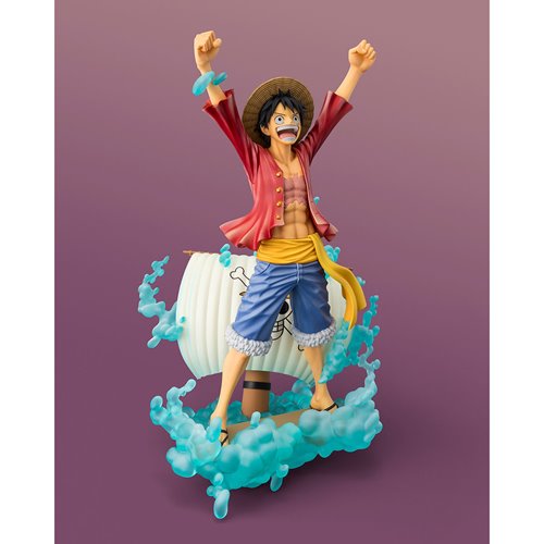 One Piece STARtune Monkey D Luffy Setting Out For The New World FiguartsZERO Statue