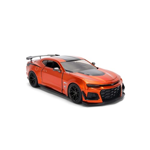 Bigtime Muscle 2024 Chevrolet Camaro ZL1 1LE 1:24 Scale Die-Cast Metal Vehicle