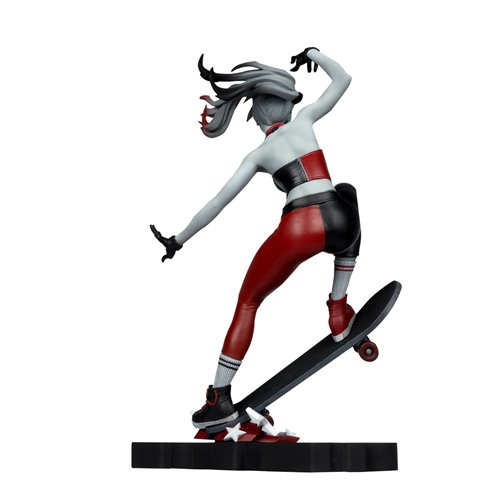 Harley Quinn Red, White and Black by Ivan Tao 1:10 Scale Resin Statue