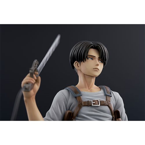 Attack on Titan Brave Act Levi Version 2B 1:8 Scale Statue