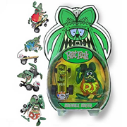 Rat Fink Deluxe Action Figure with Skateboard Case
