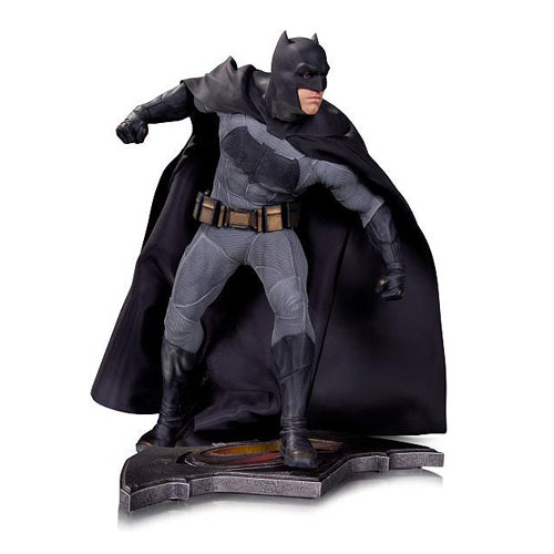 Batman v Superman: Dawn of Justice Batman 1:6 Scale Statue