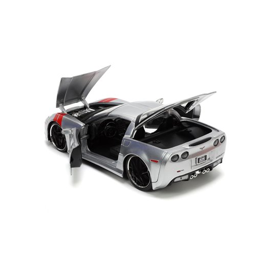 Bigtime Muscle 2006 Chevrolet Corvette Z06 Candy Silver 1:24 Scale Die-Cast Metal Vehicle