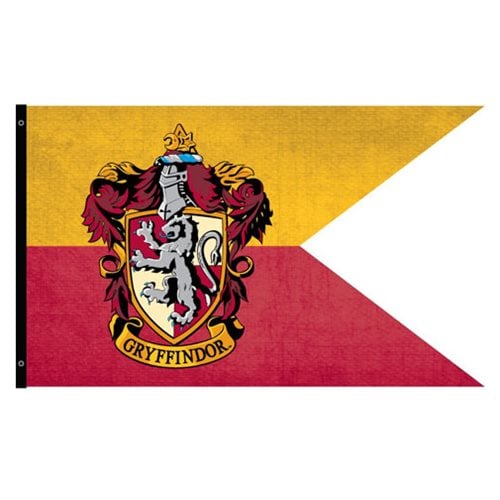harry potter gryffindor outdoor flag  entertainment earth