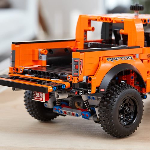 LEGO 42126 Technic Ford F-150 Raptor
