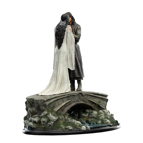 The Lord of the Rings Trilogy Aragorn and Arwen Miniature Statue
