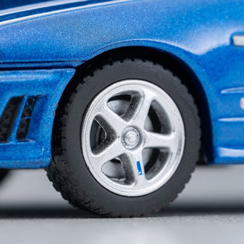 Tomica Limited Vintage Neo Nissan Skyline 2-Door Sports Coupe 25GT-Turbo 1:64 Scale Die-Cast Metal V