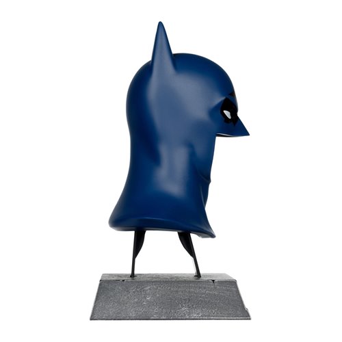 DC Prop Replica Wave 1  Batman Knightfall 1:3 Scale Cowl