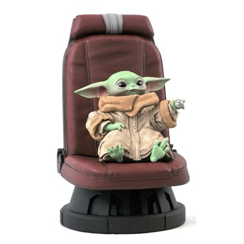 Star Wars The Mandalorian Child in Chair 1:2 Scale Statue