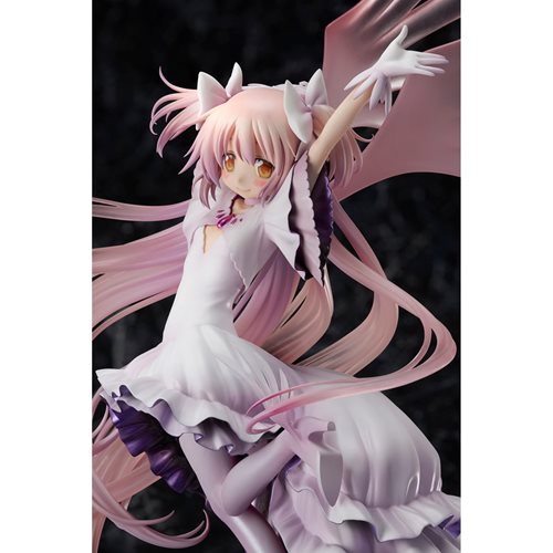 Puella Magi Madoka Magica: The Movie -Rebellion- Ultimate Madoka 1:8 Scale Statue