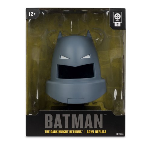 DC Direct Prop Replica Wave 5 Armored Batman The Dark Knight Returns 1:3 Scale Cowl