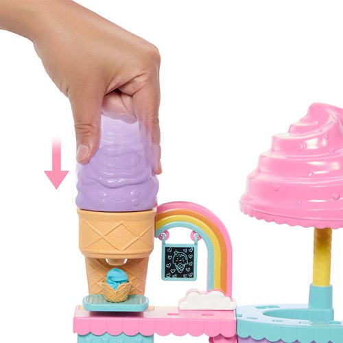 Barbie Club Chelsea Ice Cream Shop Doll and Accessories