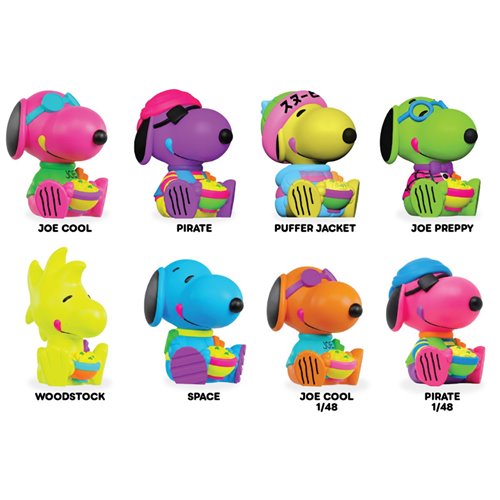 Peanuts Black Light Rokimoto Cup Vinyl Figure Display Case of 6