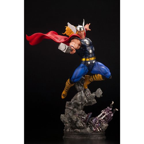Marvel Universe Thor Fine Art 1:6 Scale Statue